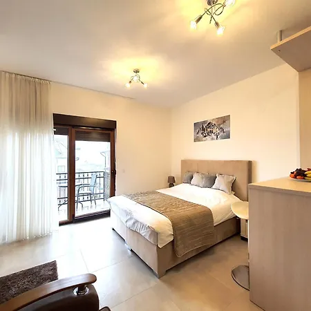 Hotel apartamentowy Hills Star