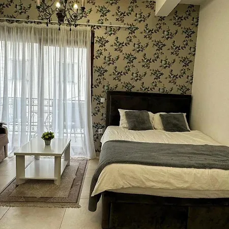 Hotel apartamentowy Hills Star